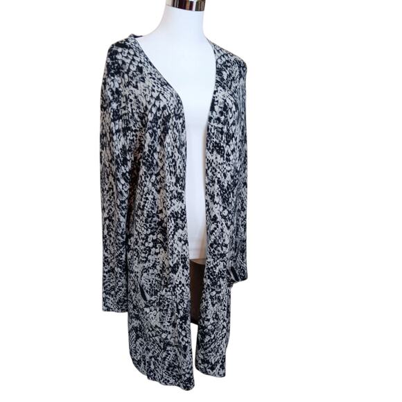 NEW BELLE KIM GRAVEL Cardigan Sweater M Animal Print Snake Python Office Career - Picture 7 of 7
